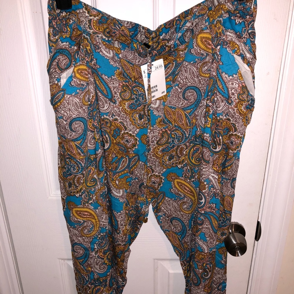 Cropped joggers